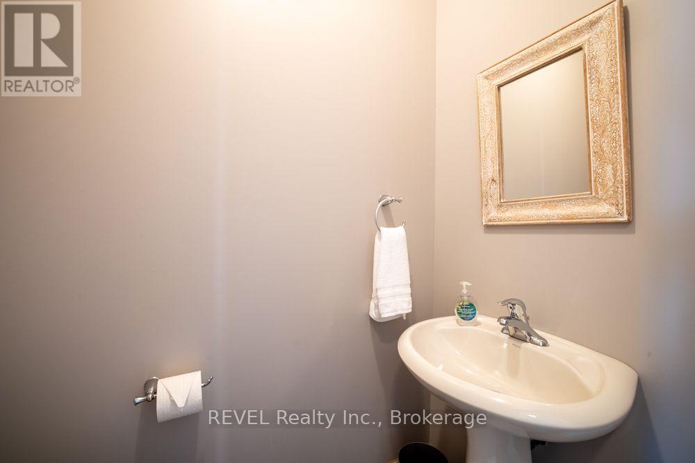 3305 Hyman Avenue, Fort Erie, Ontario  L0S 1N0 - Photo 22 - X13711050