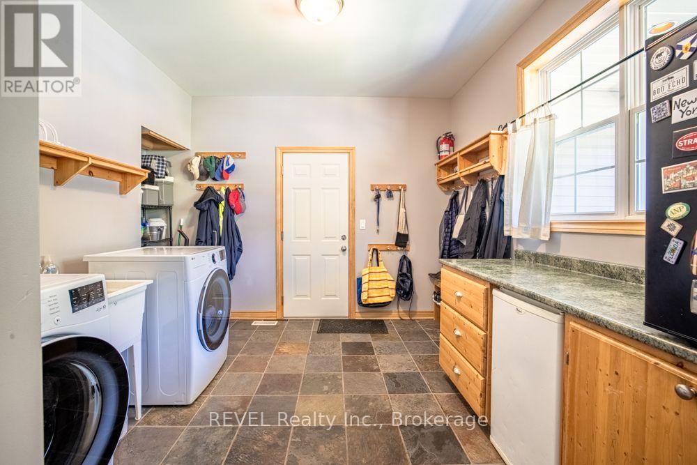 3305 Hyman Avenue, Fort Erie, Ontario  L0S 1N0 - Photo 23 - X13711050