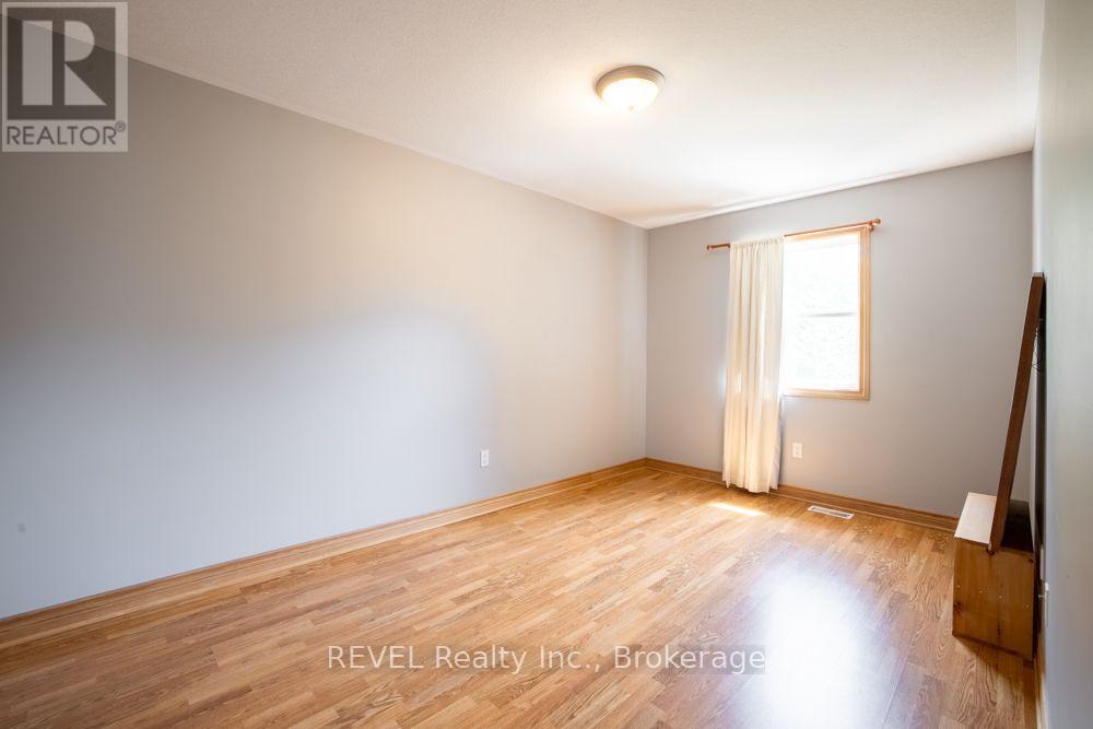 3305 Hyman Avenue, Fort Erie, Ontario  L0S 1N0 - Photo 32 - X13711050