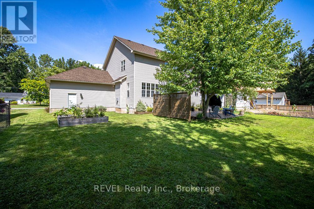 3305 Hyman Avenue, Fort Erie, Ontario  L0S 1N0 - Photo 38 - X13711050