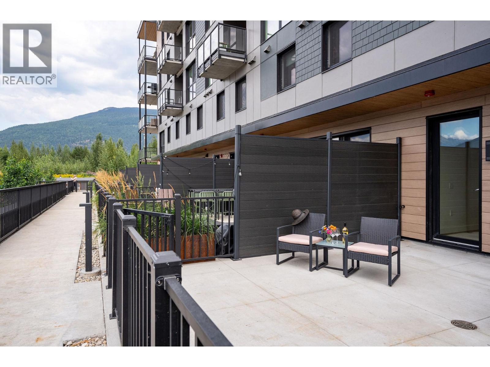 1702 Coursier Avenue Unit# 3111, Revelstoke, British Columbia  V0E 2S1 - Photo 3 - 10397871