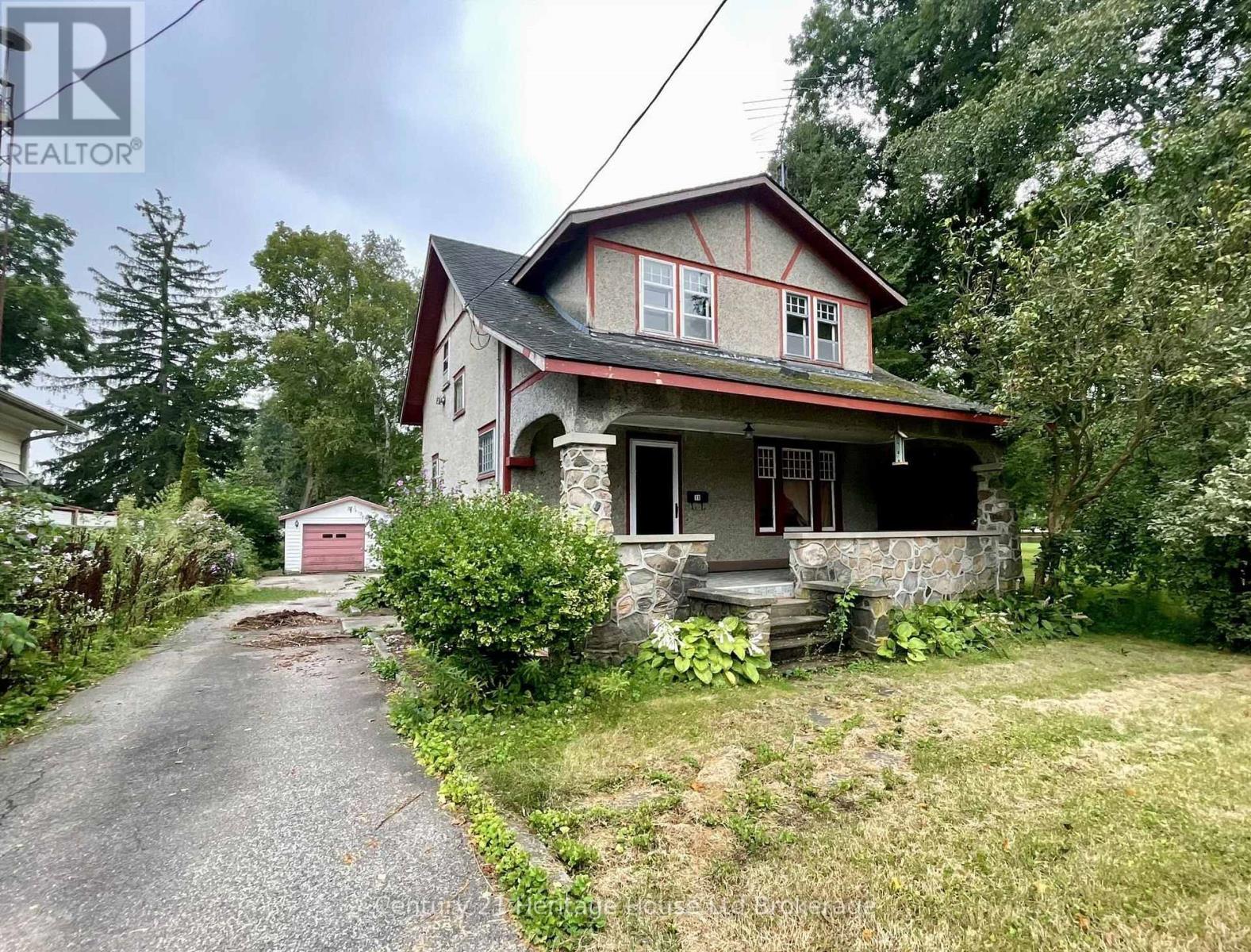 11 Adams Street, Norfolk, Ontario  N0J 1E0 - Photo 2 - X13711030