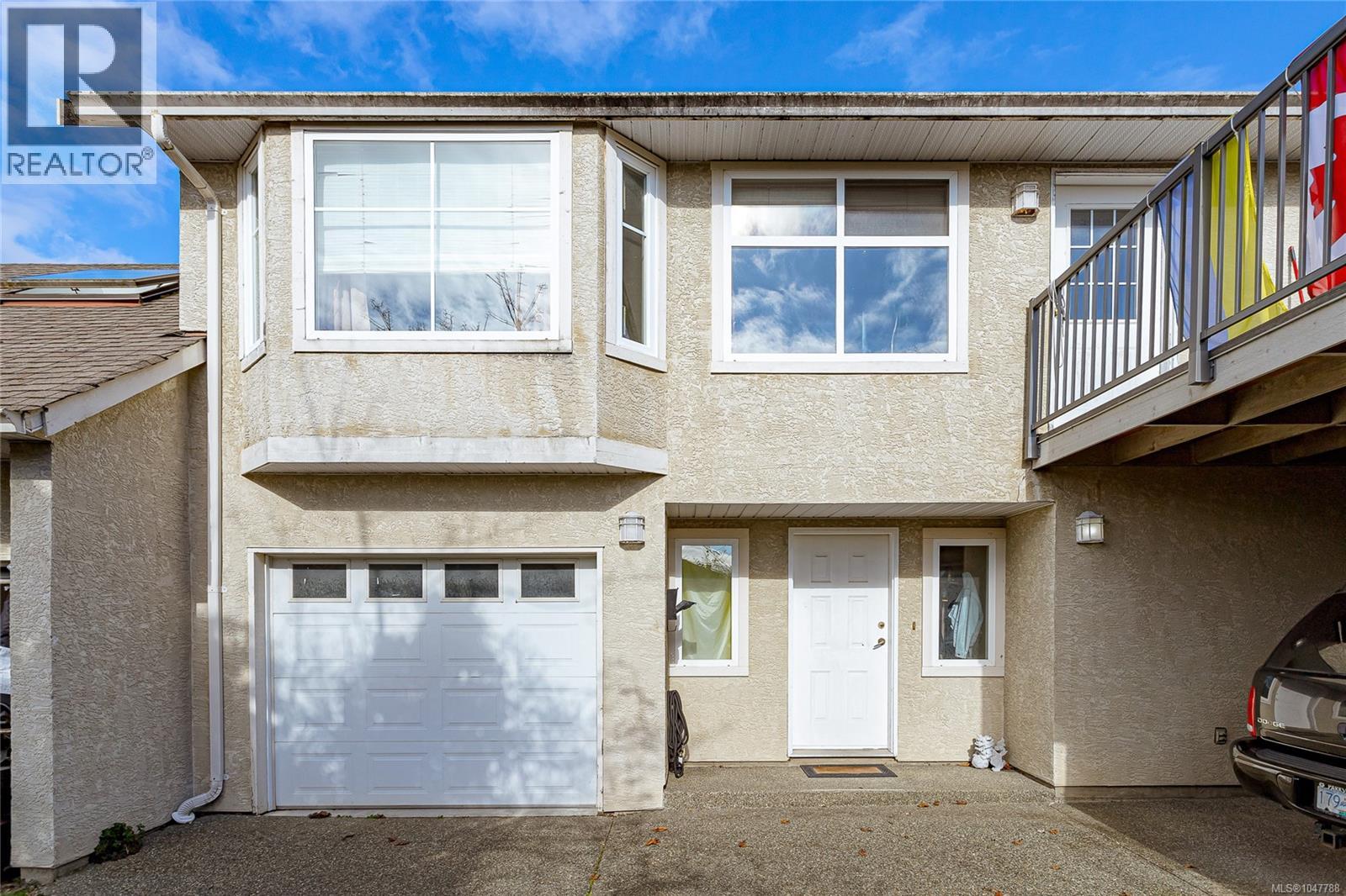 485 Sturdee St, Esquimalt, British Columbia  V9A 6R2 - Photo 2 - 1047788