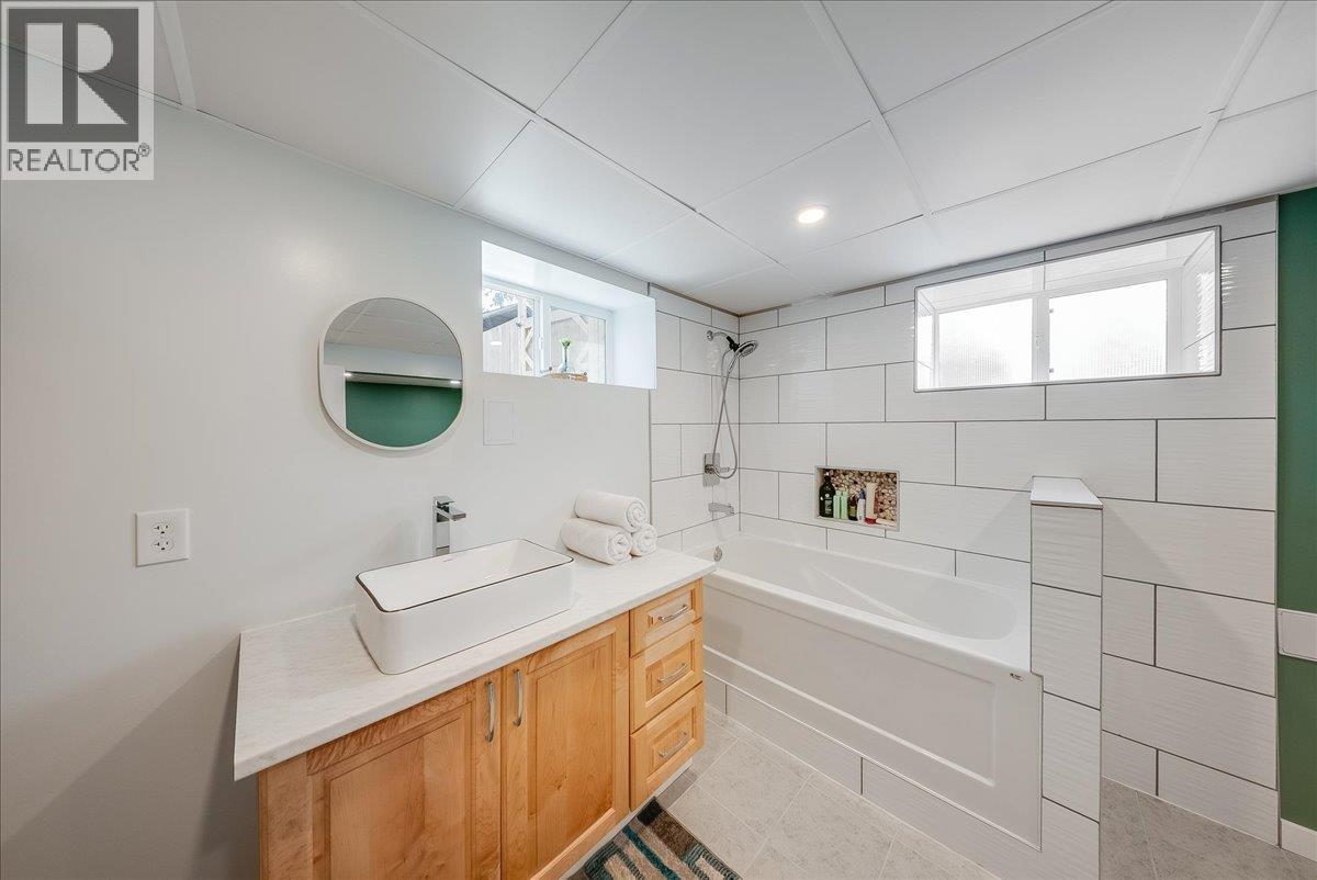 526 12th Avenue, Genelle, British Columbia V0G 1G0 - Photo 26 - 10398537