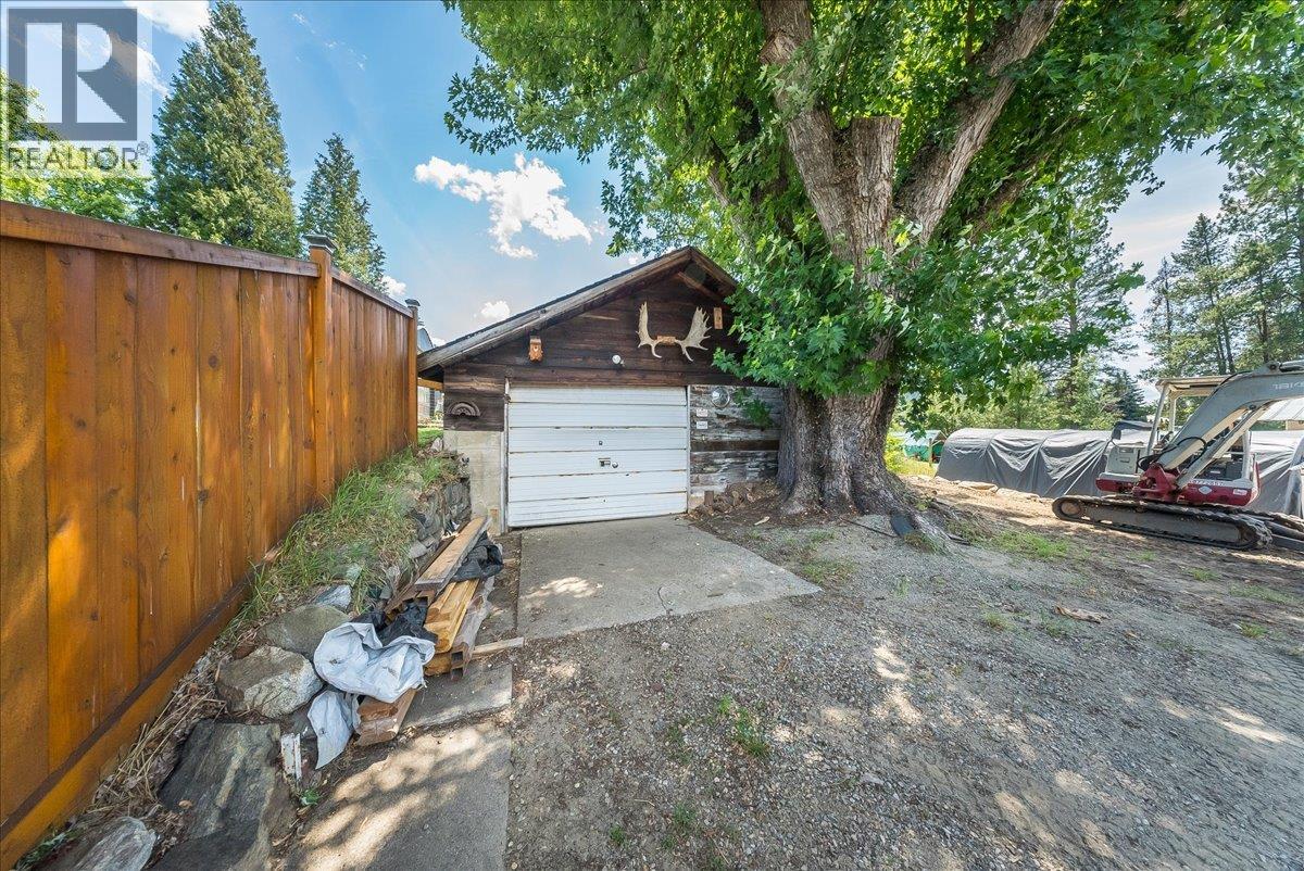 526 12th Avenue, Genelle, British Columbia V0G 1G0 - Photo 41 - 10398537
