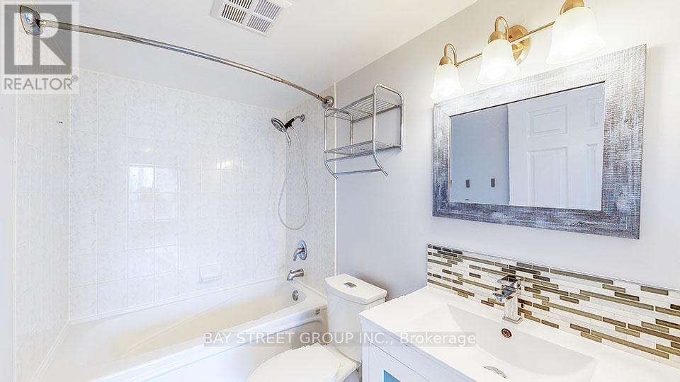 1701 - 7 Lorraine Drive, Toronto, Ontario  M2N 7H2 - Photo 12 - C13710982