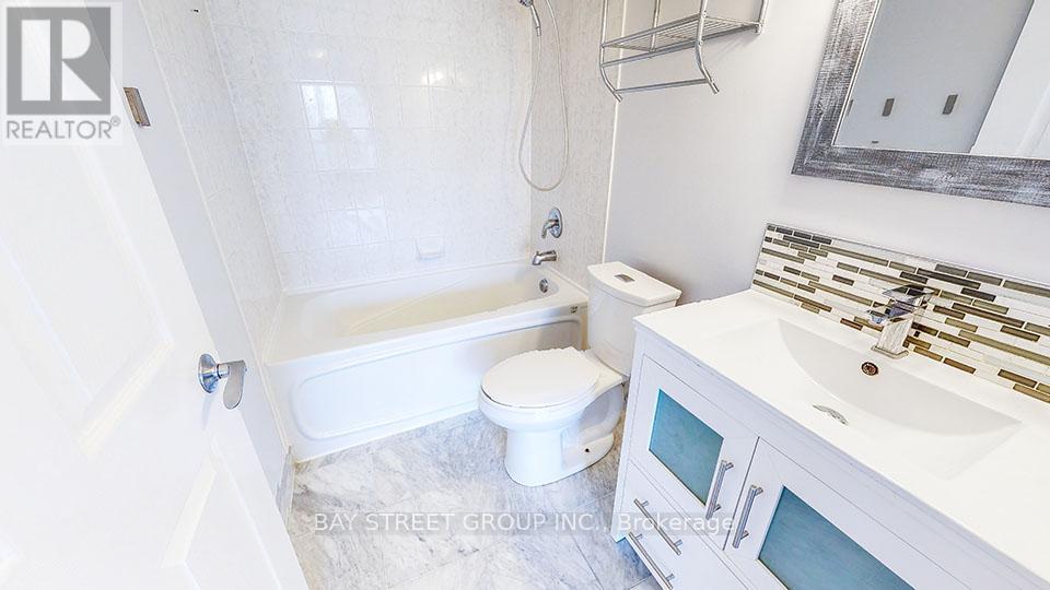 1701 - 7 Lorraine Drive, Toronto, Ontario  M2N 7H2 - Photo 13 - C13710982