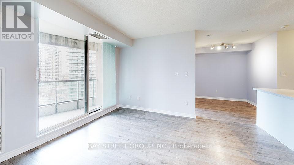 1701 - 7 Lorraine Drive, Toronto, Ontario  M2N 7H2 - Photo 6 - C13710982