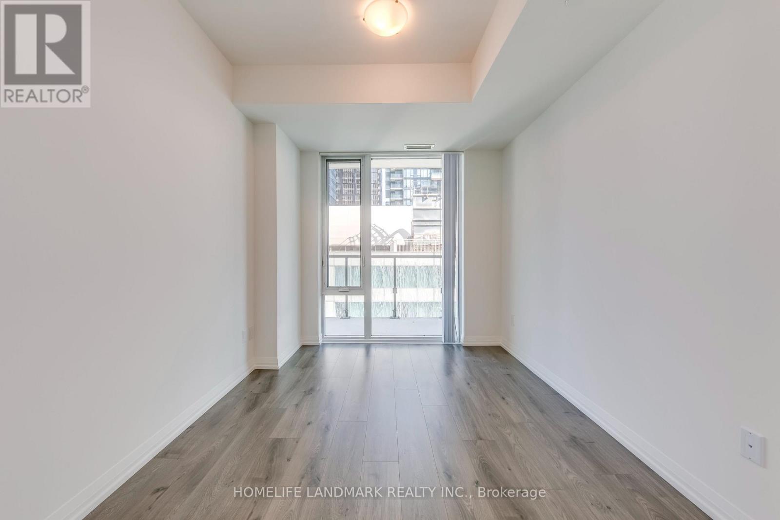 2411 - 8 Widmer Street, Toronto, Ontario  M5V 0W6 - Photo 12 - C13711008