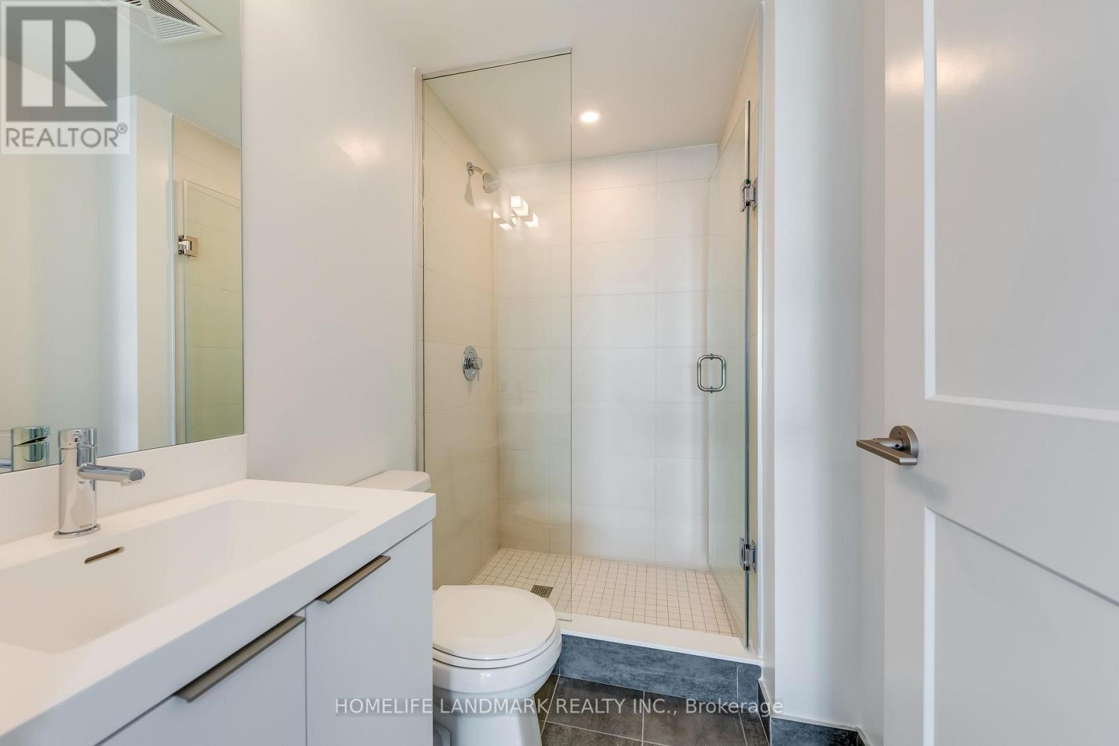 2411 - 8 Widmer Street, Toronto, Ontario  M5V 0W6 - Photo 13 - C13711008