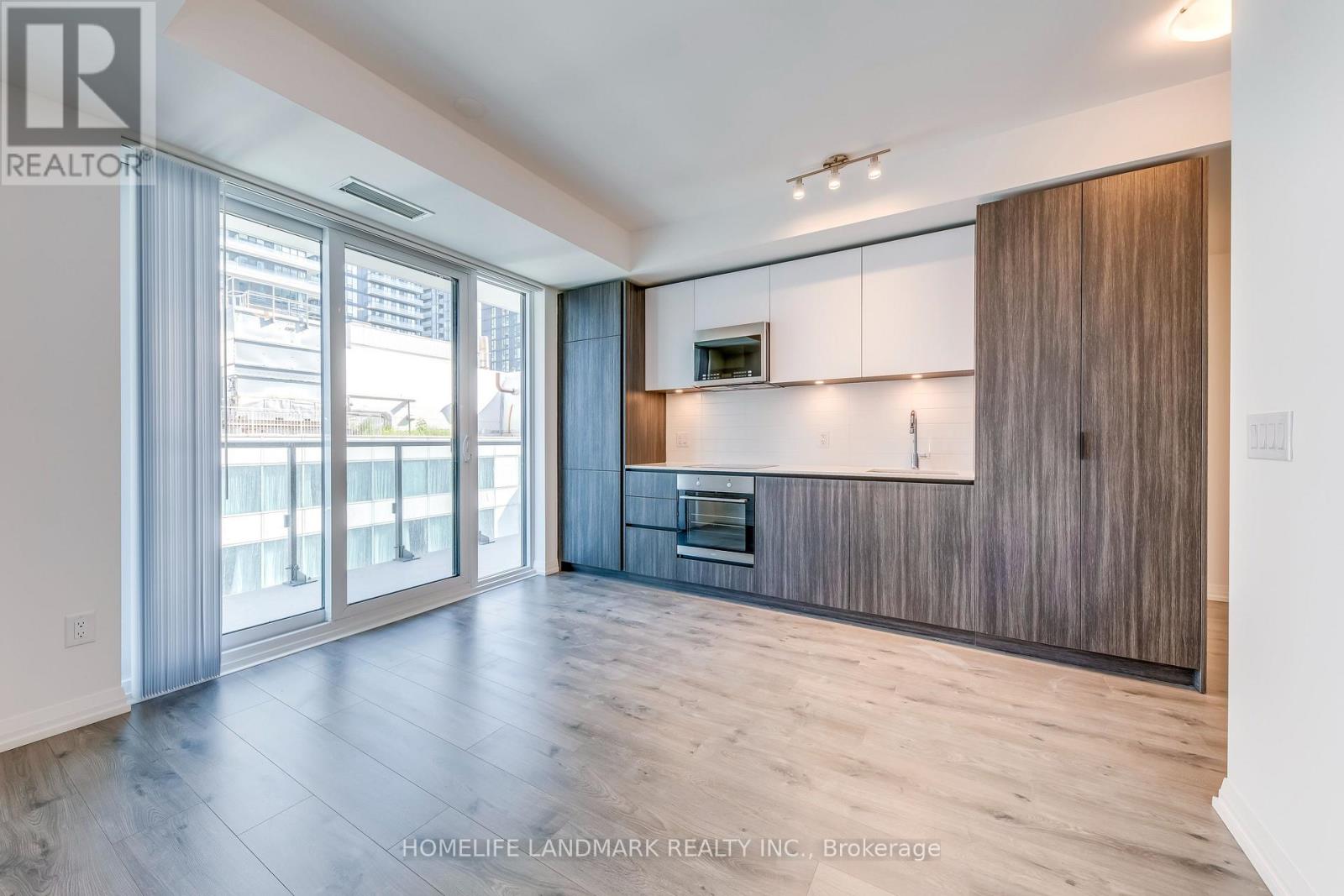 2411 - 8 Widmer Street, Toronto, Ontario  M5V 0W6 - Photo 9 - C13711008