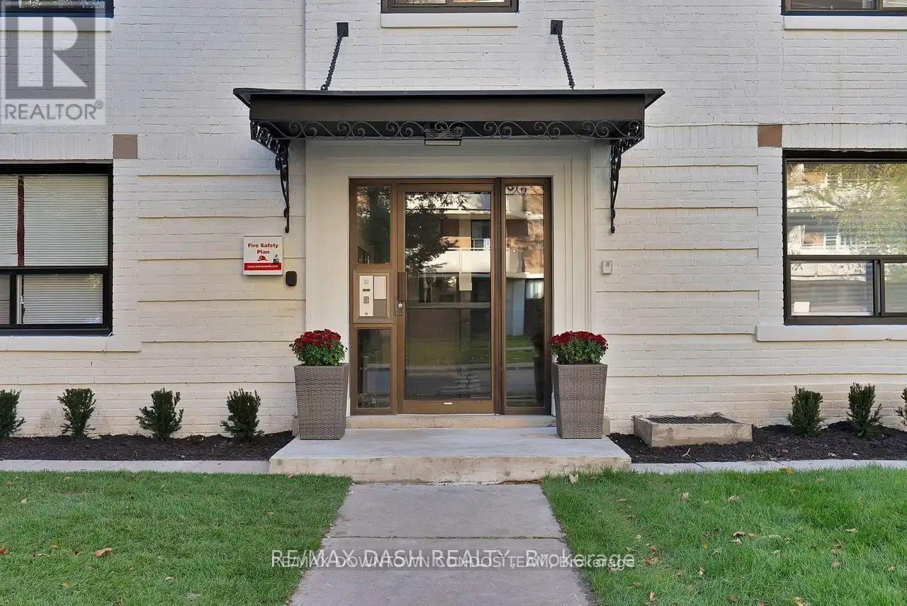 5 - 50 Raglan Avenue, Toronto, Ontario  M6C 2L1 - Photo 29 - C13711012