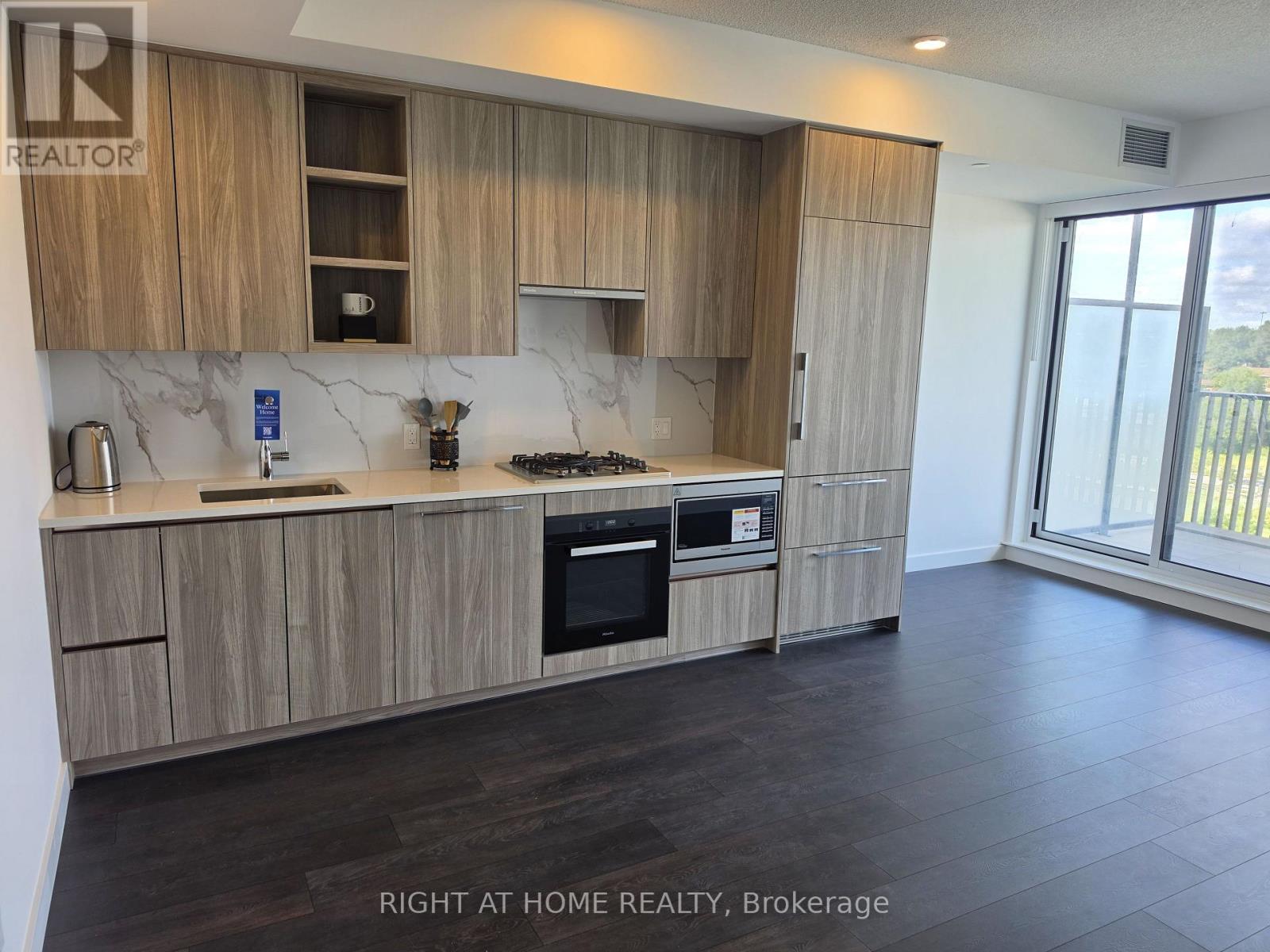 916 - 75 Billes Heights, Toronto, Ontario  M2K 0J8 - Photo 2 - C13711048