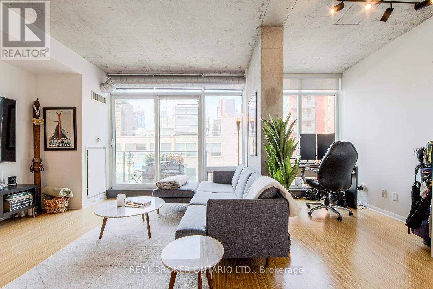 732 - 333 Adelaide Street E, Toronto, Ontario  M5A 1N3 - Photo 4 - C13711090