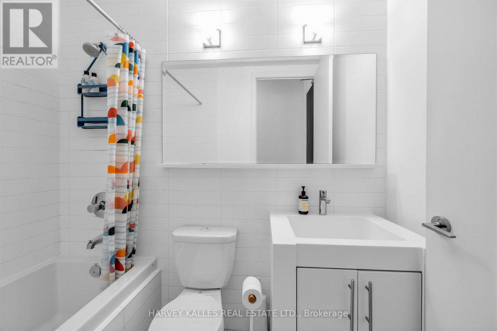 309 - 156 Portland Street, Toronto, Ontario  M5V 0G1 - Photo 15 - C13711112