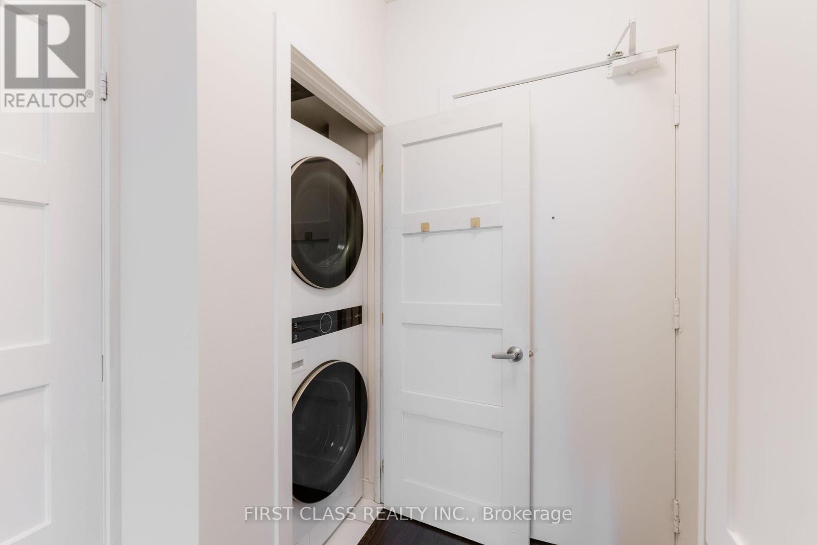 305 - 30 Canterbury Place, Toronto, Ontario  M2N 0B9 - Photo 16 - C13711124