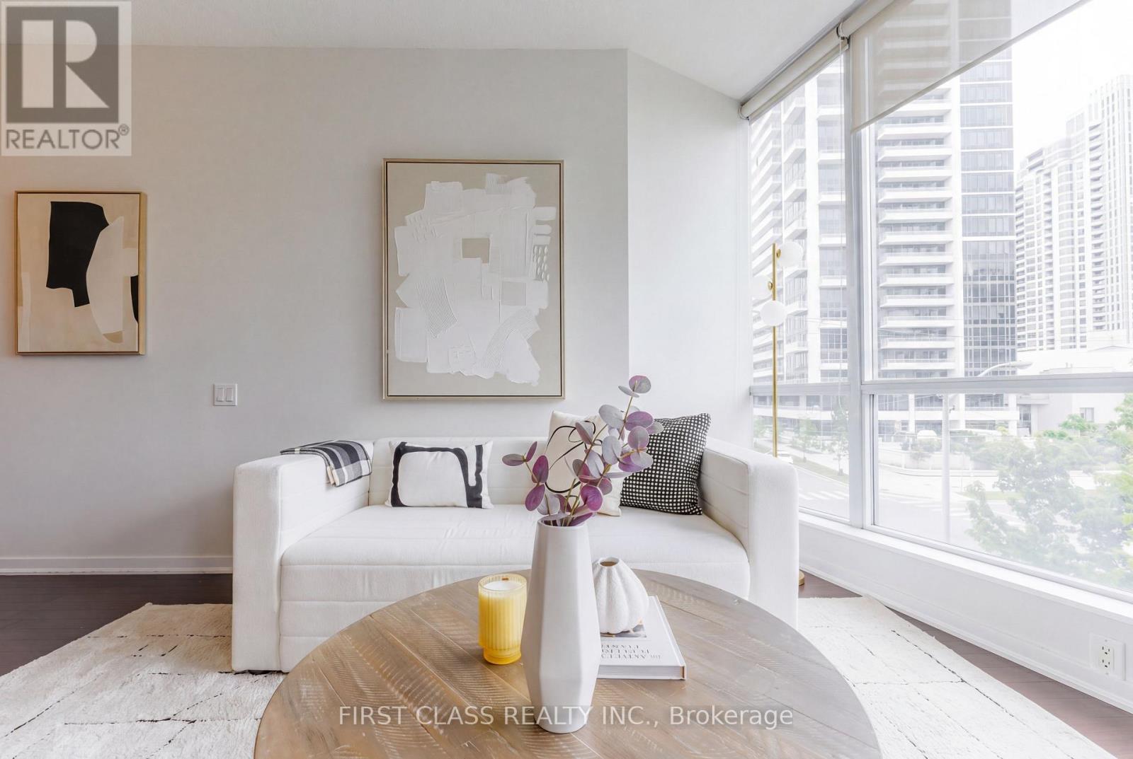 305 - 30 Canterbury Place, Toronto, Ontario  M2N 0B9 - Photo 3 - C13711124