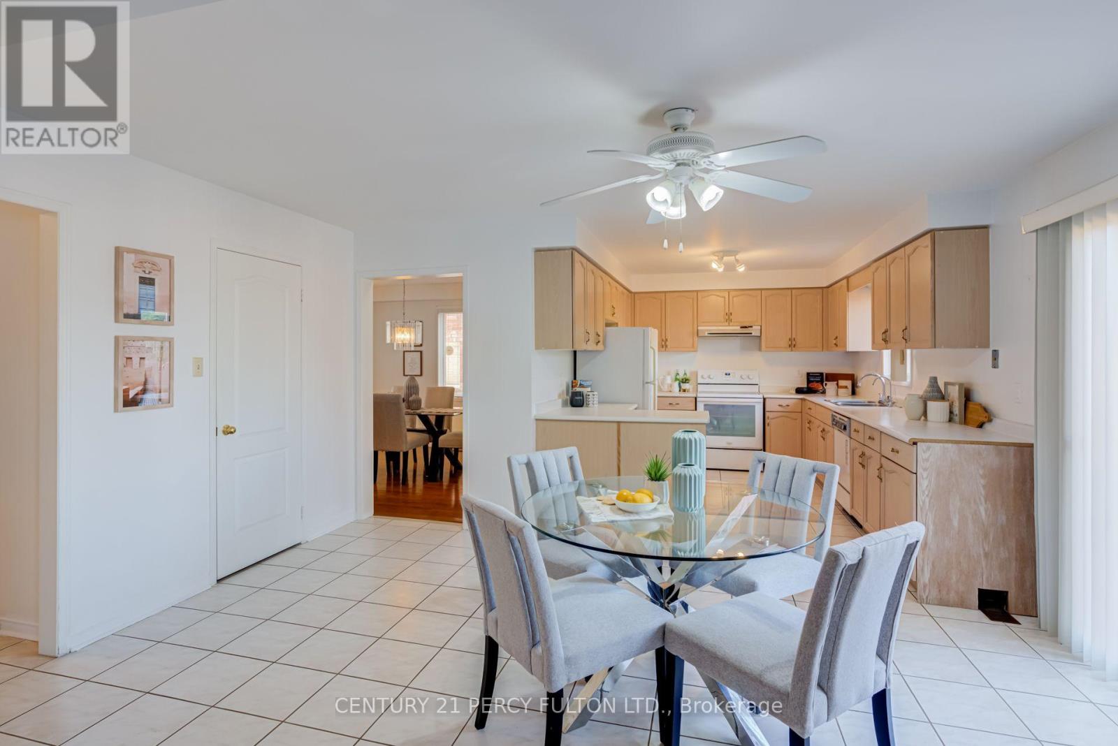 199 Fallingbrook Street, Whitby, Ontario  L1R 2B1 - Photo 14 - E13711118