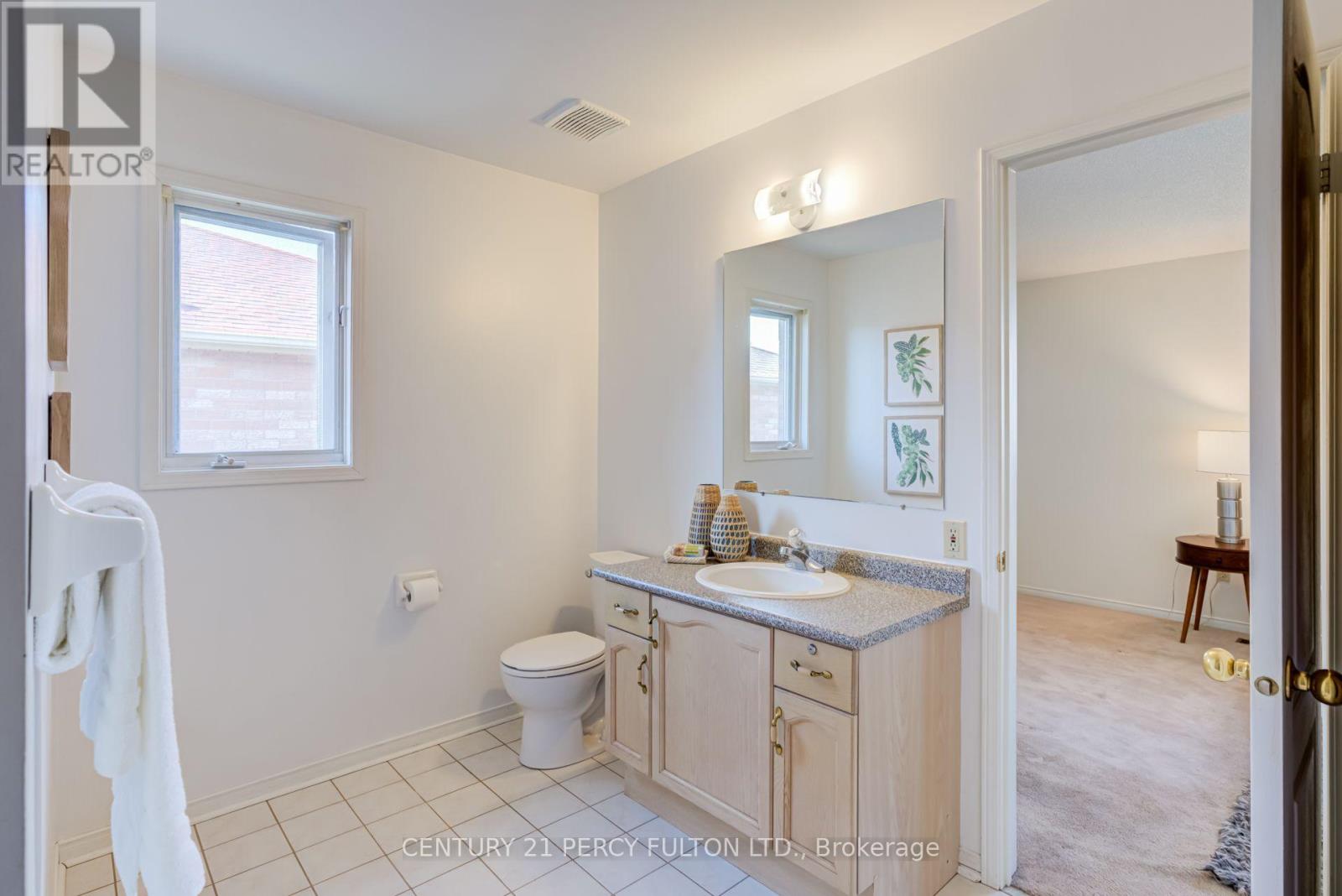 199 Fallingbrook Street, Whitby, Ontario  L1R 2B1 - Photo 24 - E13711118