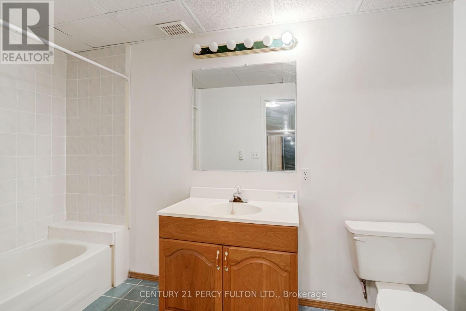 199 Fallingbrook Street, Whitby, Ontario  L1R 2B1 - Photo 39 - E13711118