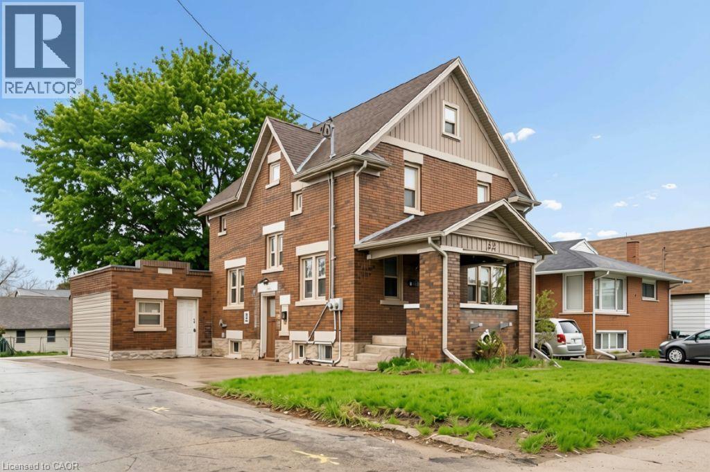 22 DELLROY Avenue, Kitchener, Ontario
