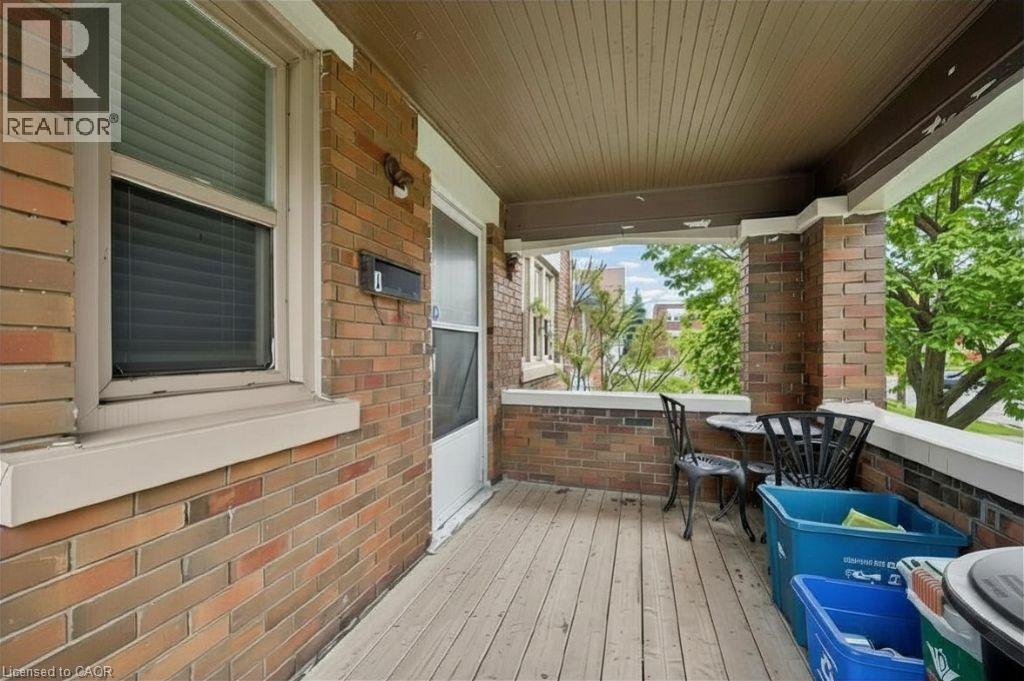 22 Dellroy Avenue, Kitchener, Ontario  N2A 2S1 - Photo 4 - 40825698
