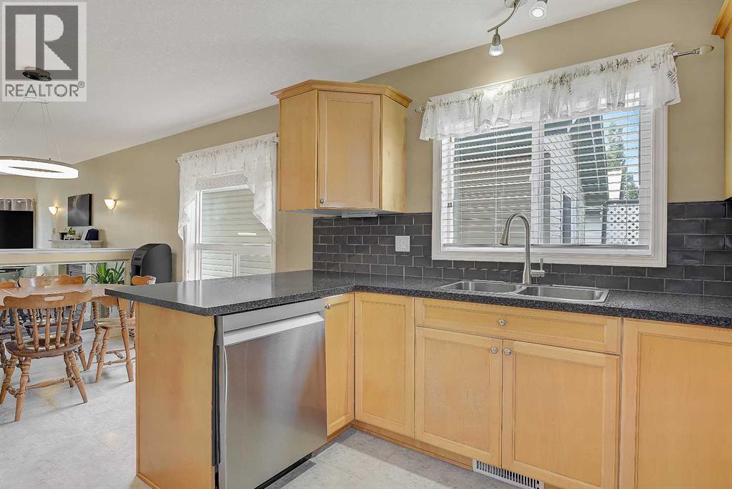10720 124b Avenue, Grande Prairie, Alberta  T8V 8K8 - Photo 9 - A2339141