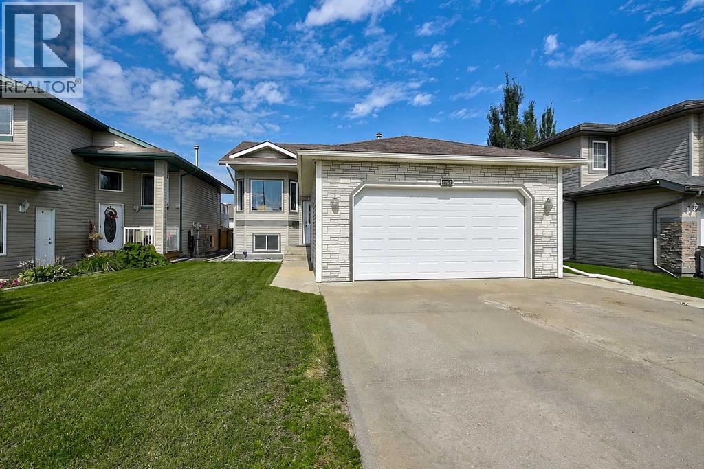 10720 124b Avenue, Grande Prairie, Alberta  T8V 8K8 - Photo 2 - A2339141