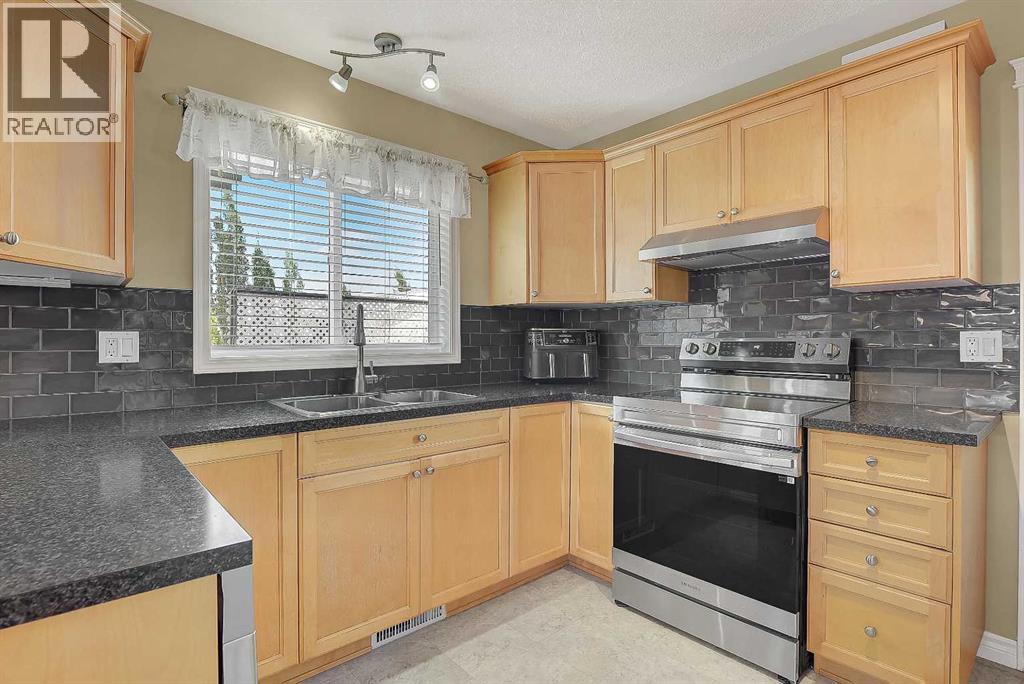10720 124b Avenue, Grande Prairie, Alberta  T8V 8K8 - Photo 11 - A2339141