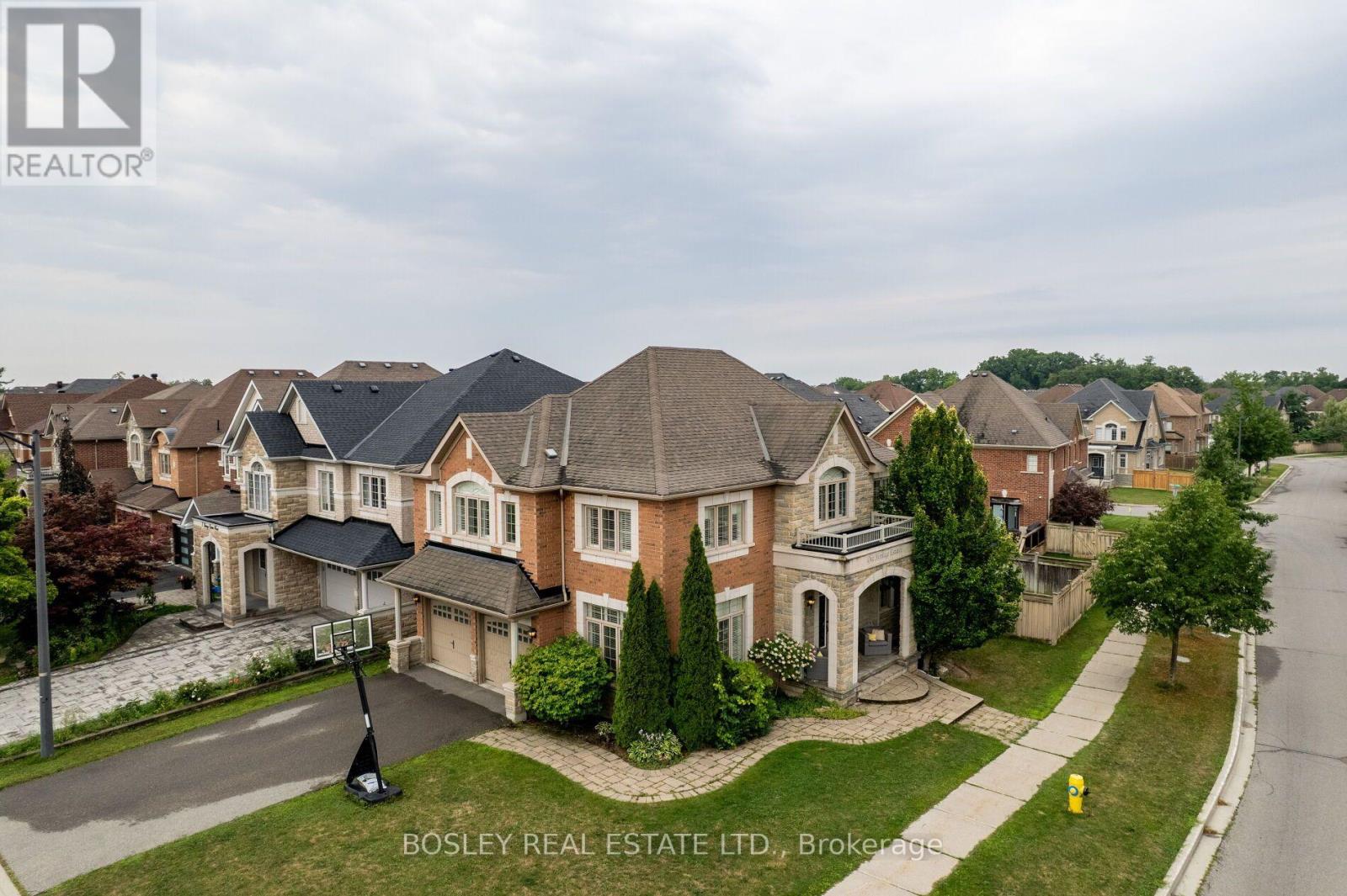1 HERITAGE ESTATES ROAD, Vaughan, Ontario