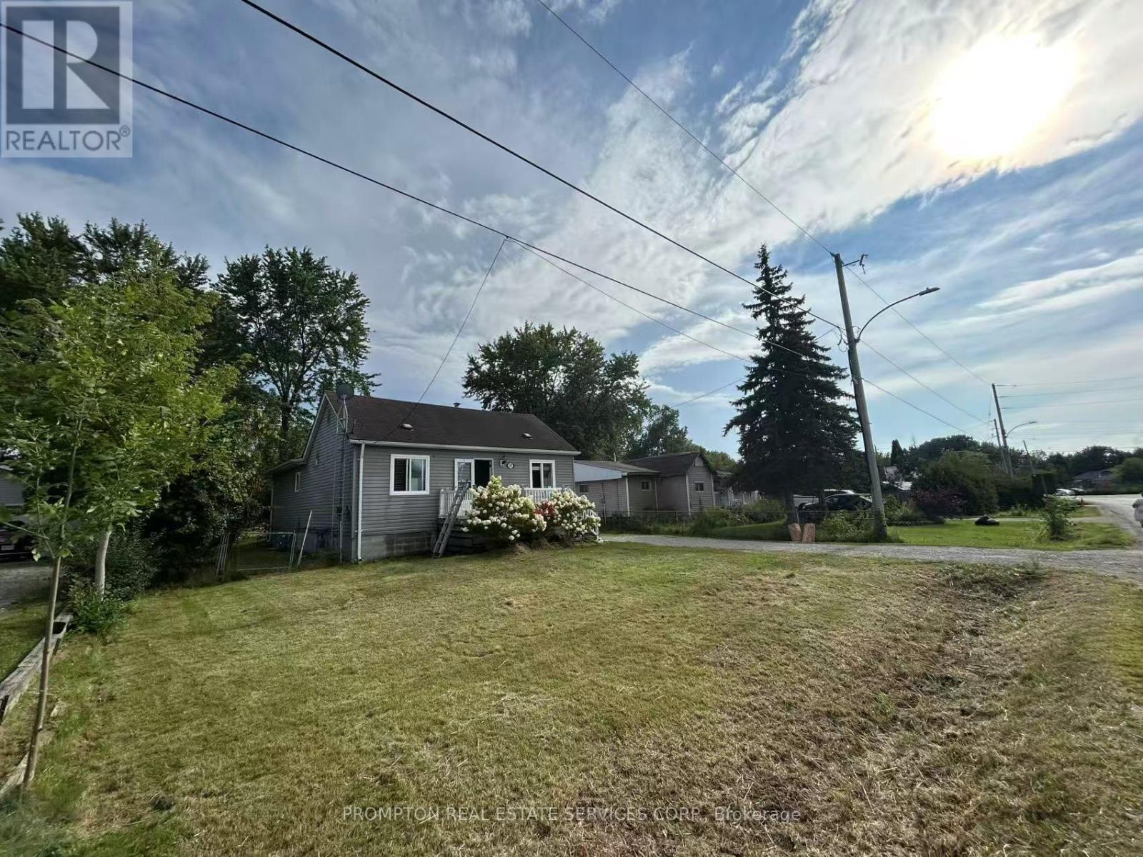 377 Walter Drive, Georgina, Ontario  L4P 3A8 - Photo 1 - N13711122
