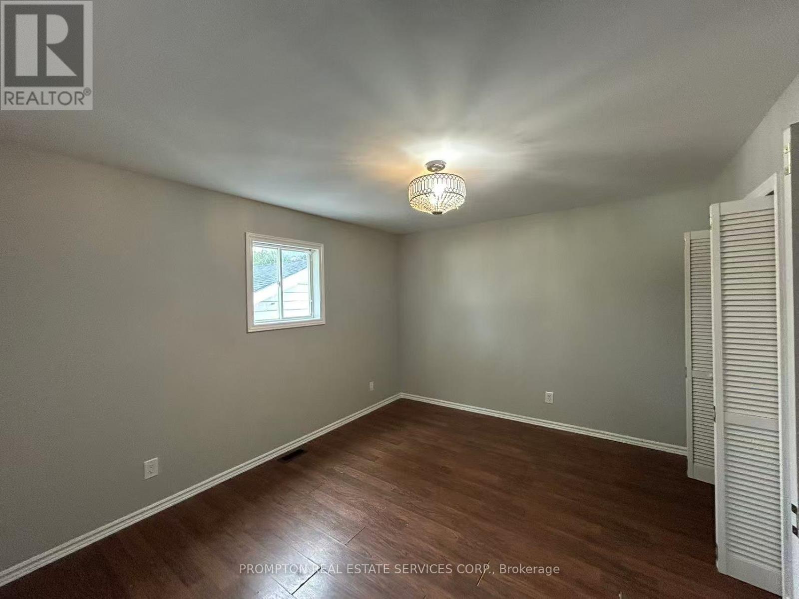 377 Walter Drive, Georgina, Ontario  L4P 3A8 - Photo 21 - N13711122