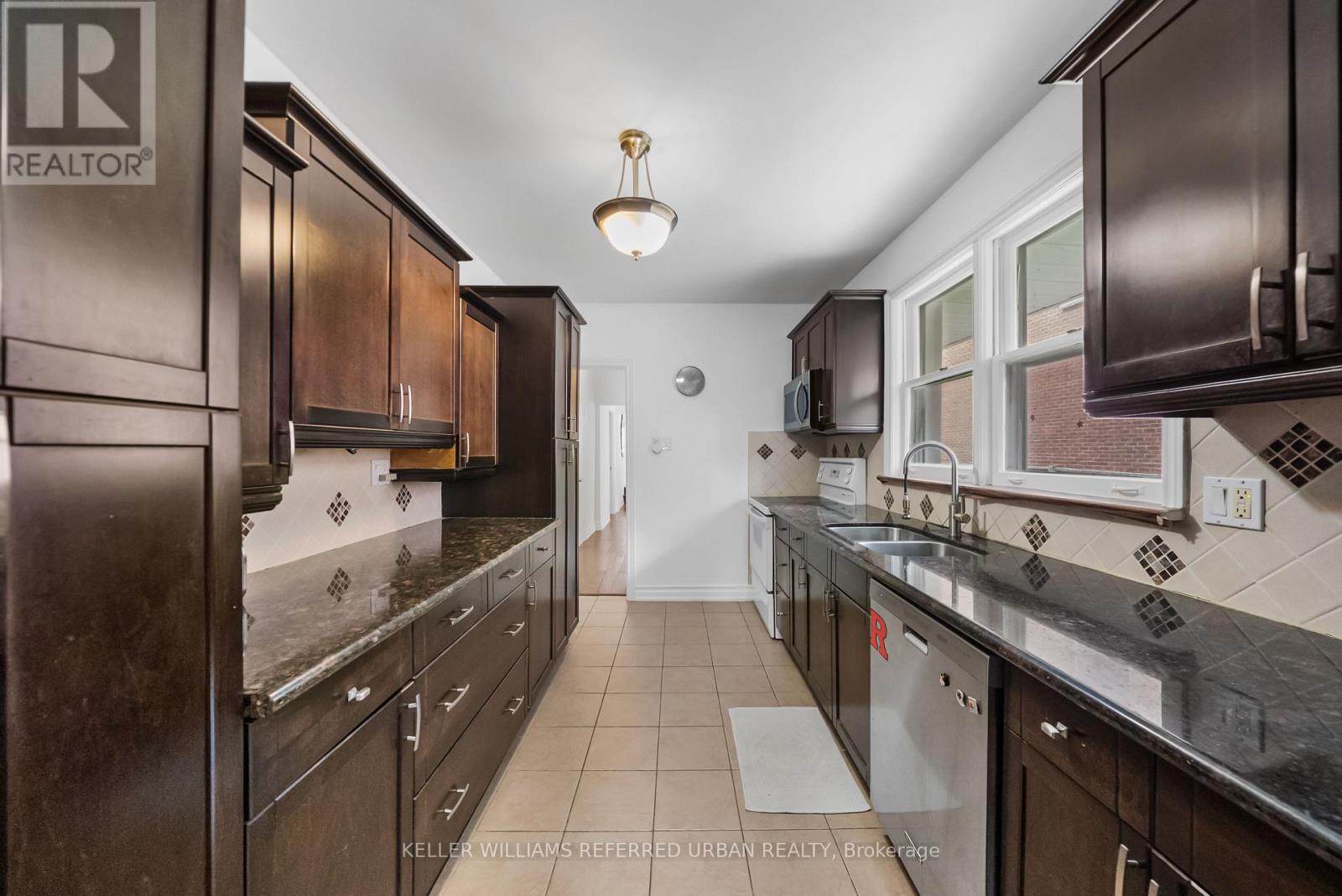63 Roosevelt Drive, Richmond Hill, Ontario  L4C 6V2 - Photo 13 - N13711158