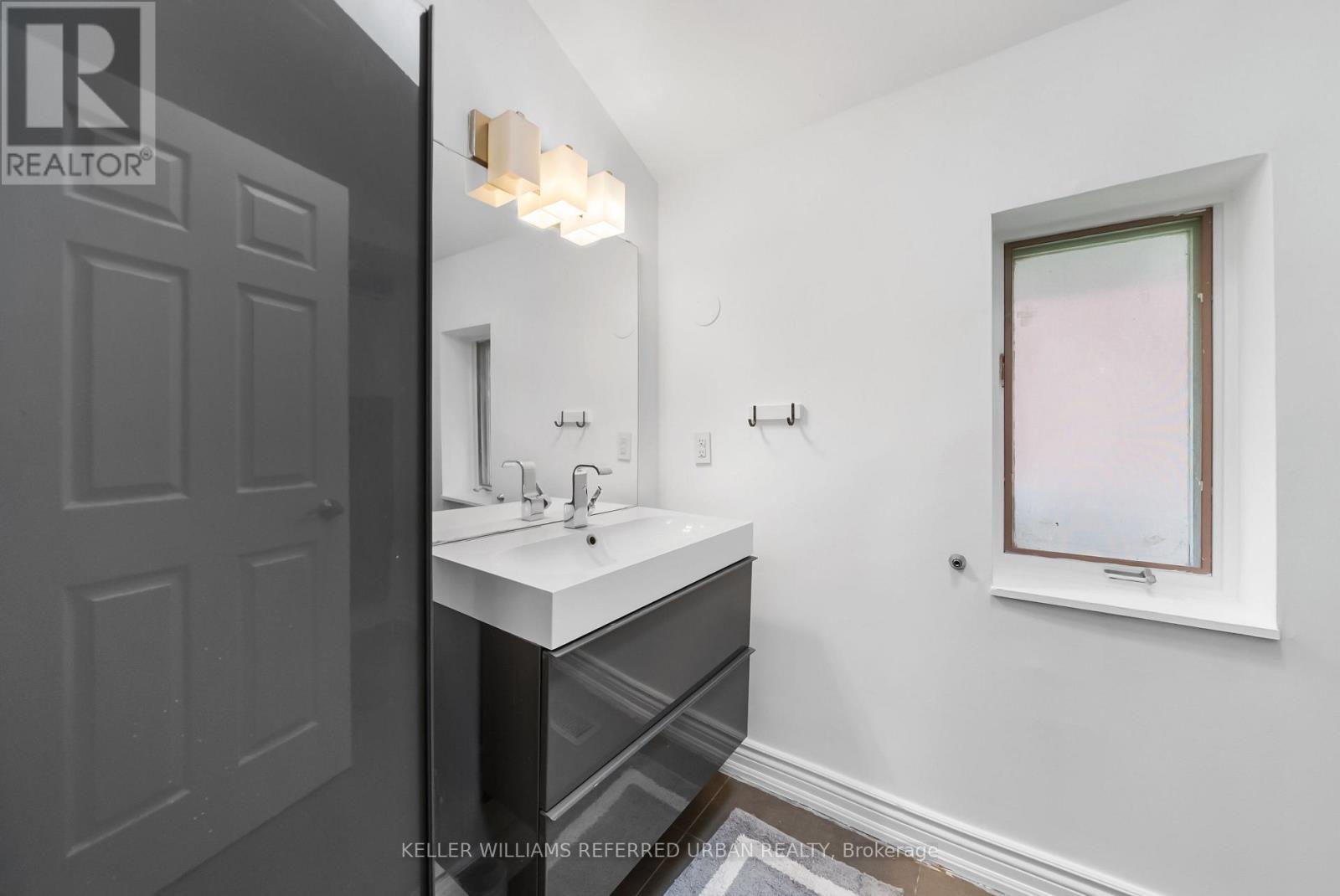 63 Roosevelt Drive, Richmond Hill, Ontario  L4C 6V2 - Photo 21 - N13711158