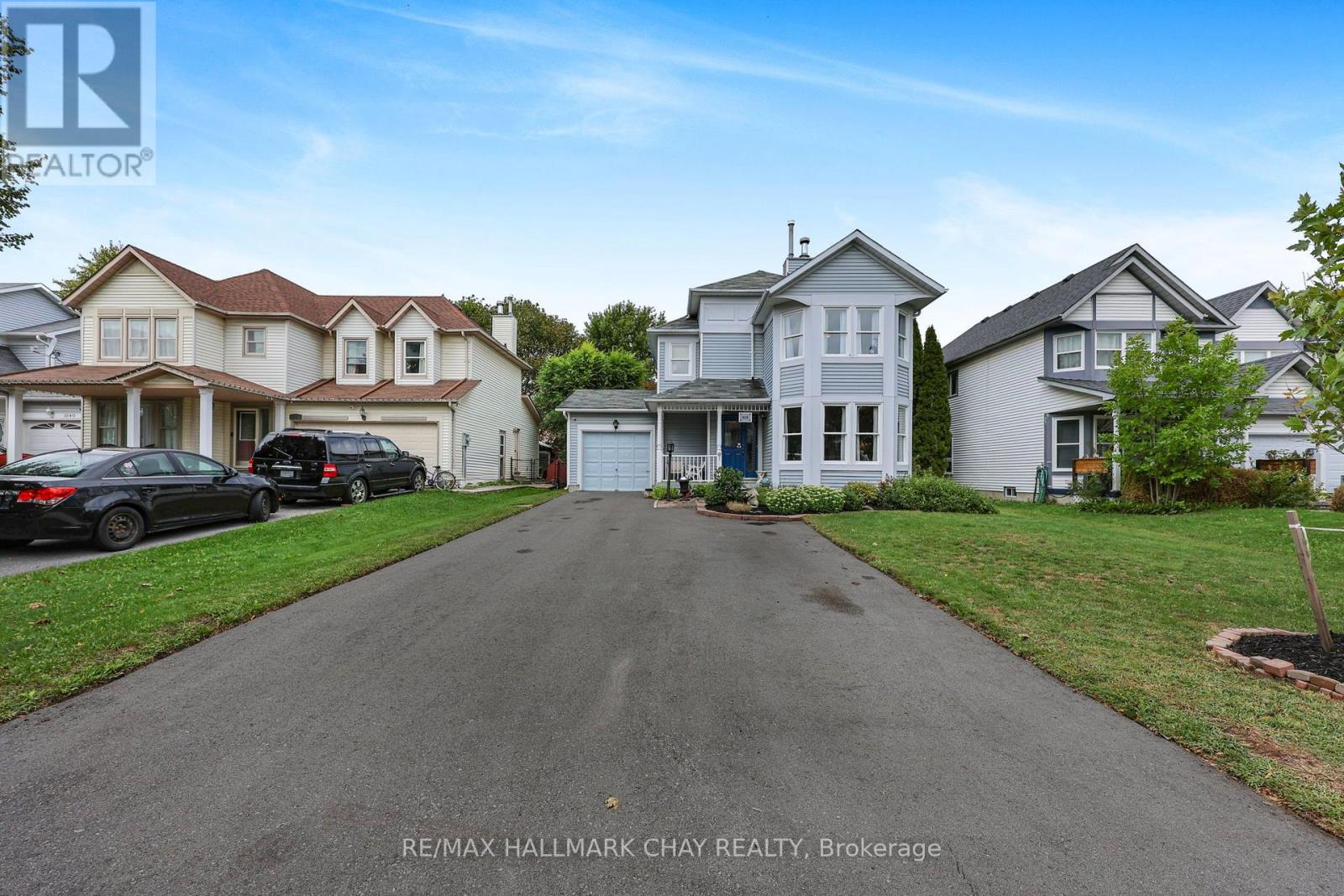 1034 Linden Street, Innisfil, Ontario  L9S 1W4 - Photo 2 - N13711180