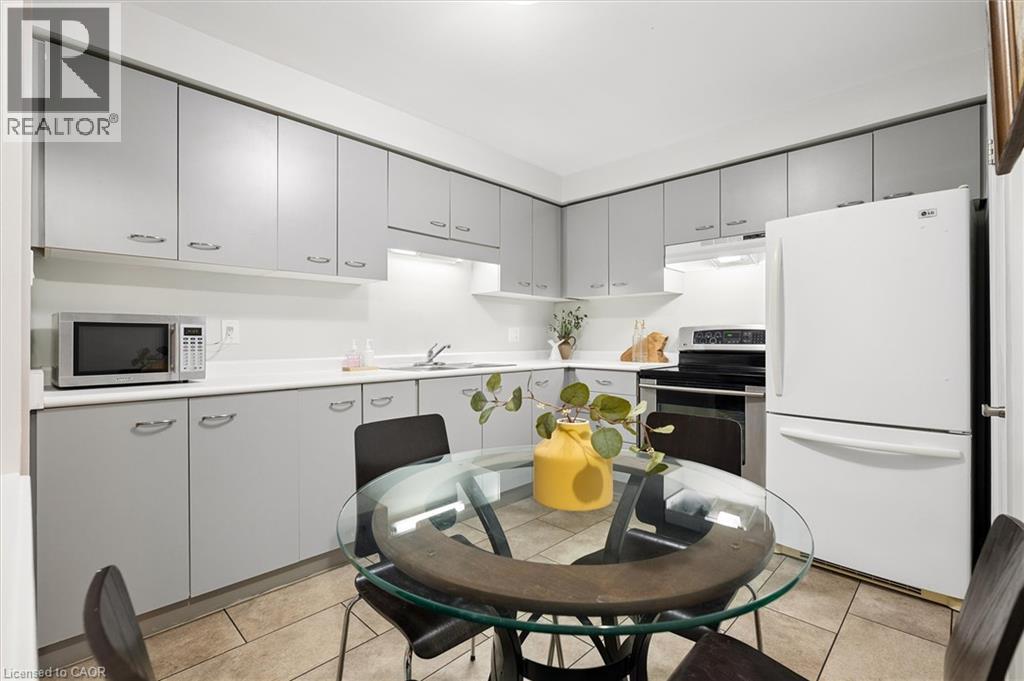 565 Greenfield Avenue Unit# 912, Kitchener, Ontario N2C 2P5 - Photo 7 - 40851532