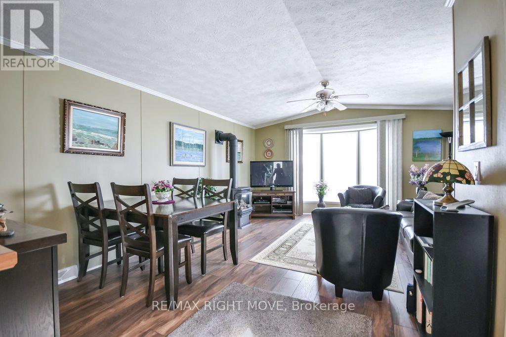 1317 Hilltop Road, Severn, Ontario  L3V 0V1 - Photo 10 - S13711020