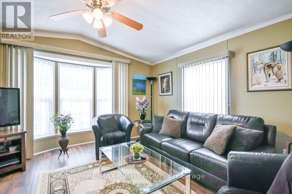 1317 Hilltop Road, Severn, Ontario  L3V 0V1 - Photo 3 - S13711020