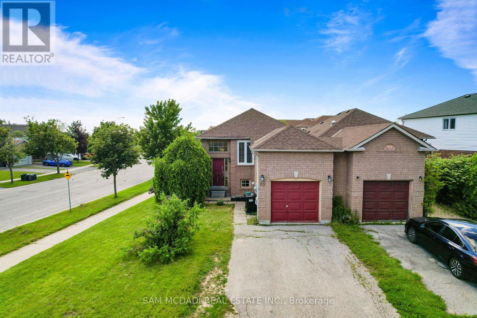 87 RUNDLE CRESCENT, barrie (holly), Ontario