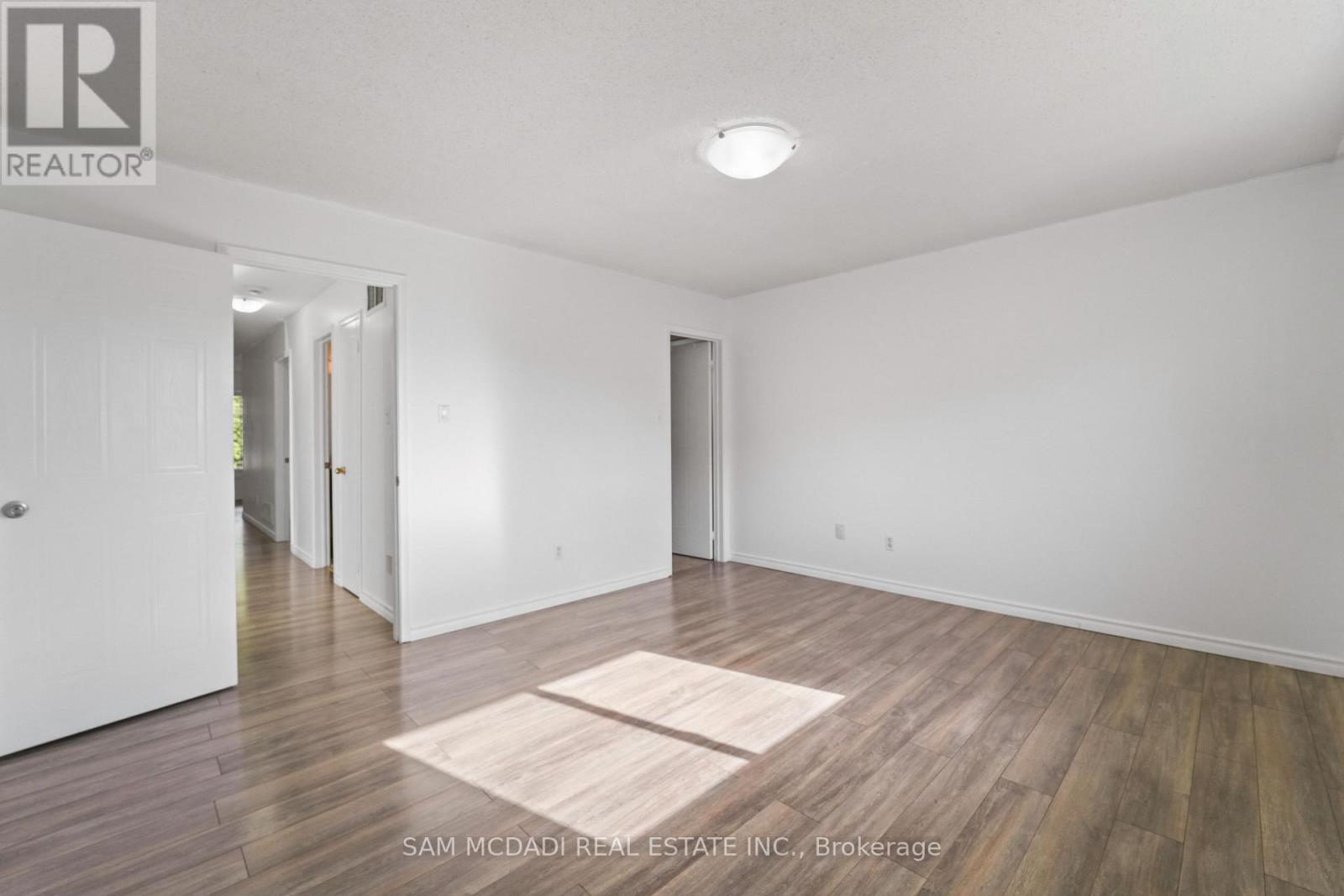 87 Rundle Crescent, Barrie (Holly), Ontario  L4N 8E6 - Photo 10 - S13711102