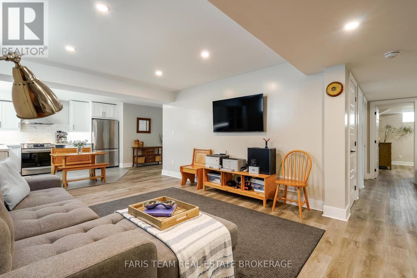 17 Hunter Avenue, Tay, Ontario  L0K 2A0 - Photo 27 - S13711110