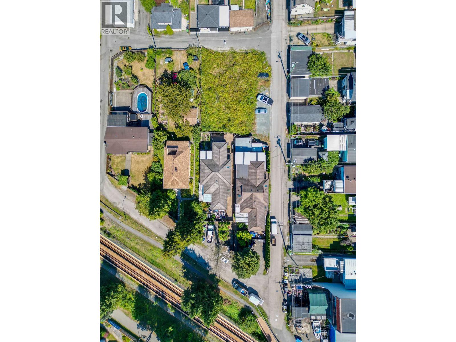 2669 Vanness Avenue, Vancouver, British Columbia  V5R 2R3 - Photo 7 - R3151671