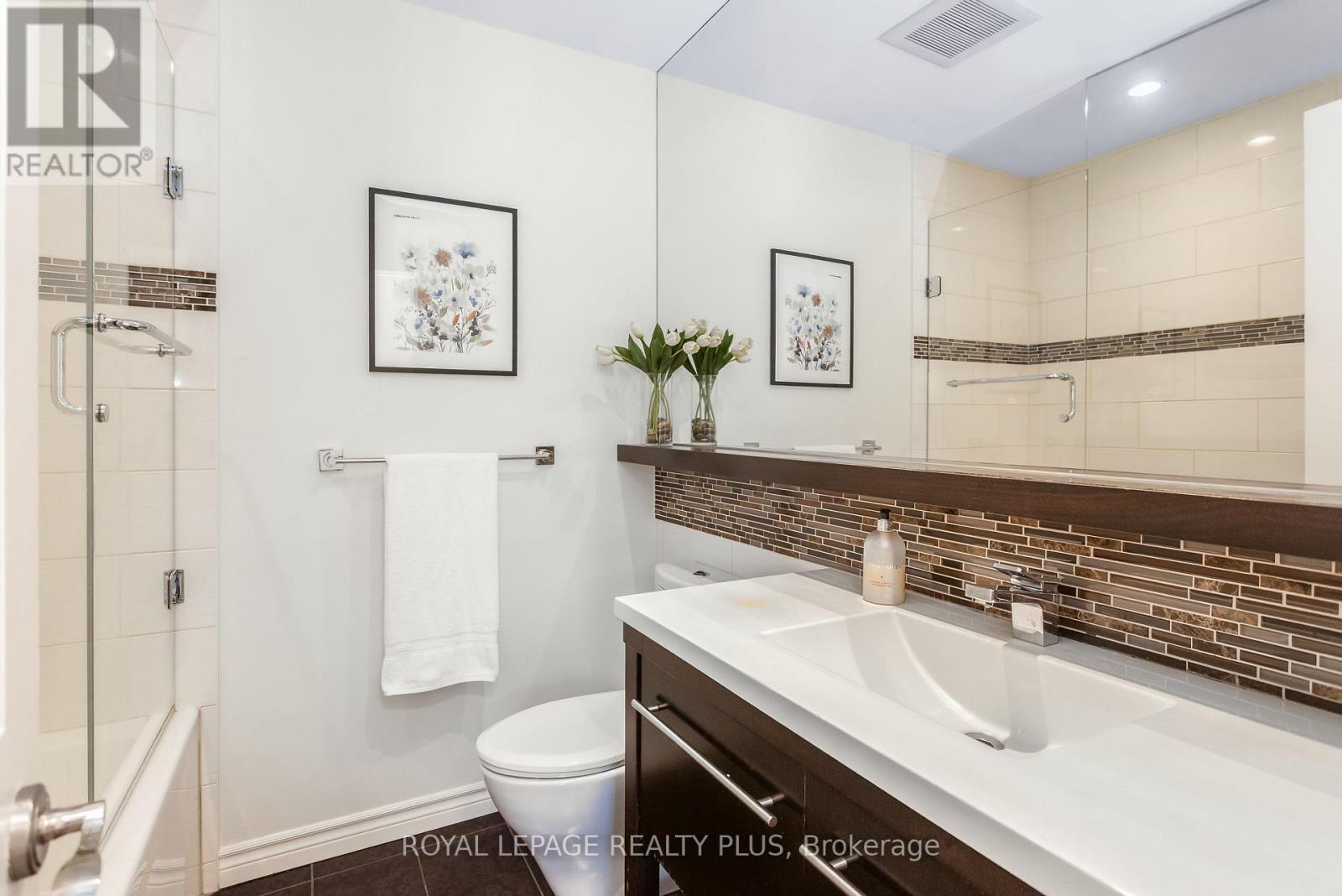 2985 Dancer Court, Mississauga, Ontario  L5L 1Y5 - Photo 23 - W13711010