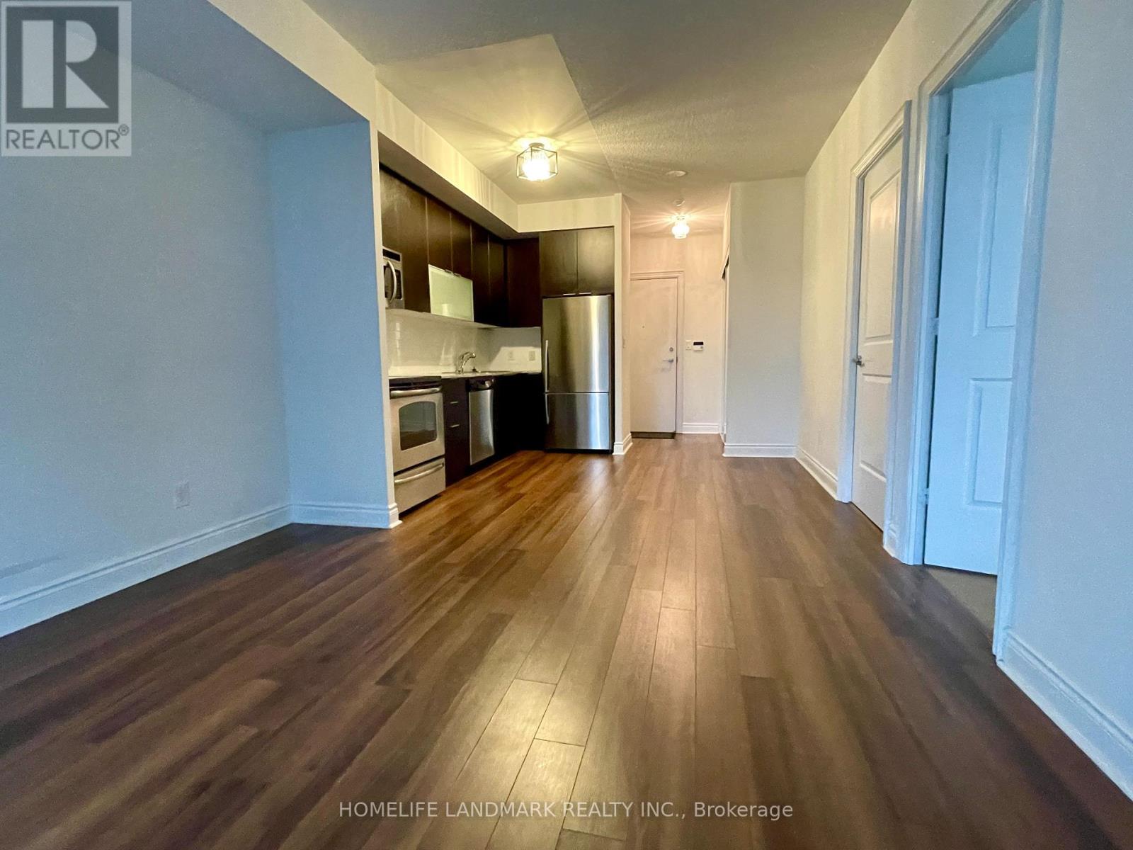 702 - 16 Brookers Lane, Toronto, Ontario M8V 0A5 - Photo 2 - W13711014