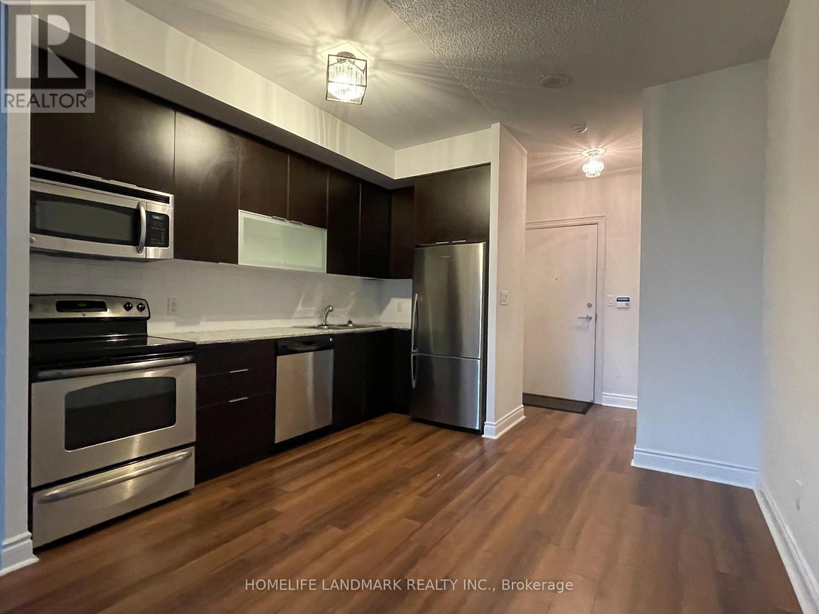 702 - 16 Brookers Lane, Toronto, Ontario M8V 0A5 - Photo 3 - W13711014