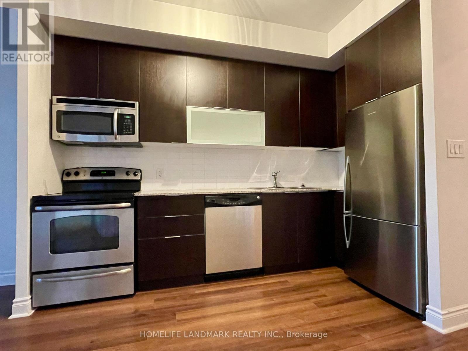 702 - 16 Brookers Lane, Toronto, Ontario M8V 0A5 - Photo 4 - W13711014