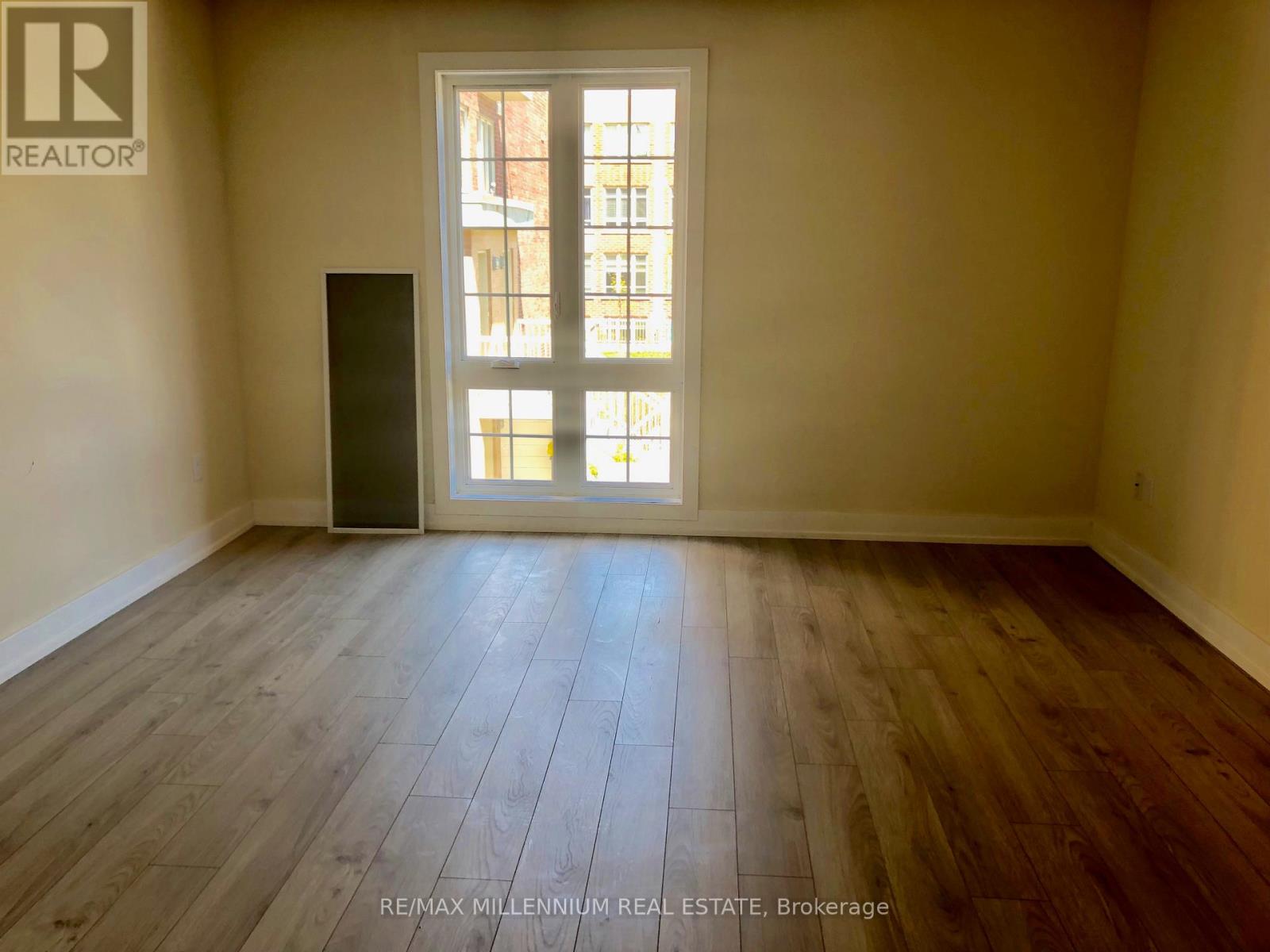 43 - 3 Elsie Lane, Toronto, Ontario  M6P 0B8 - Photo 13 - W13711130