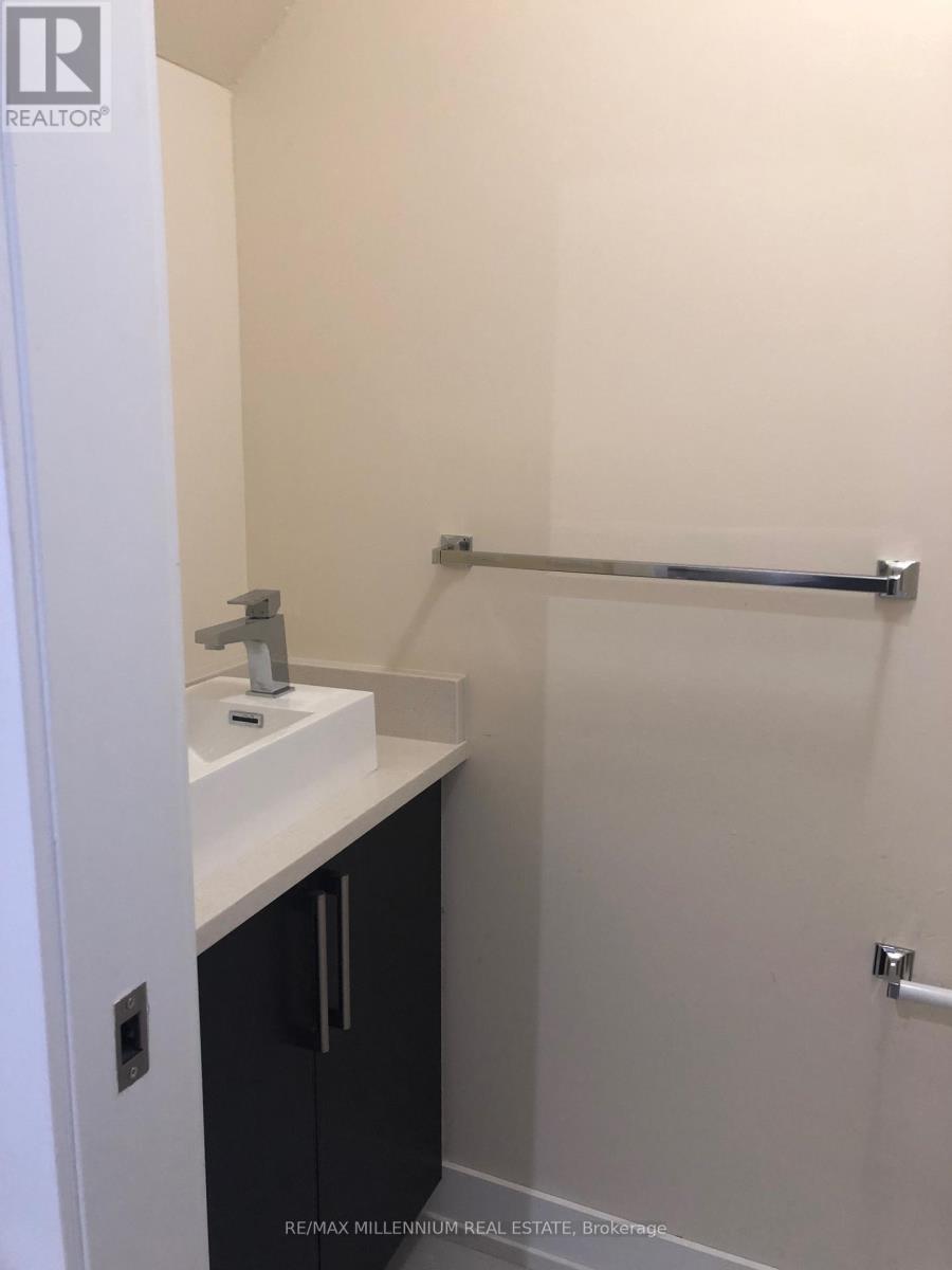 43 - 3 Elsie Lane, Toronto, Ontario  M6P 0B8 - Photo 18 - W13711130