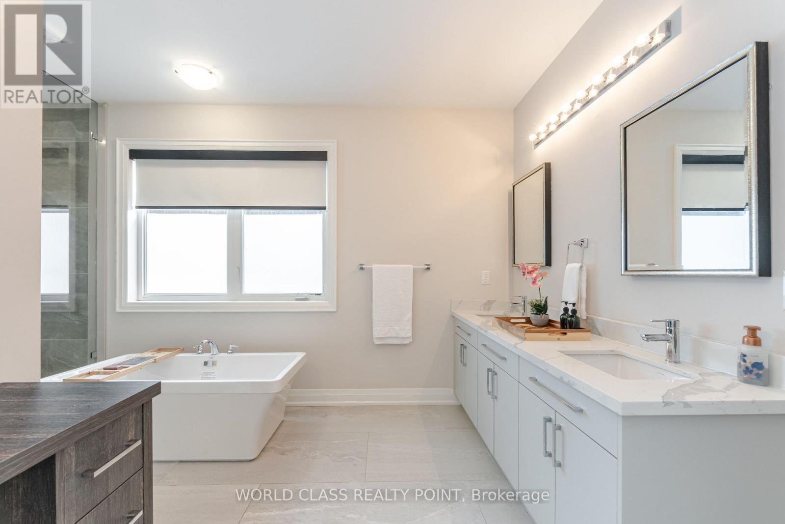 560 Woodview Road, Burlington, Ontario  L7N 3A1 - Photo 19 - W13711156