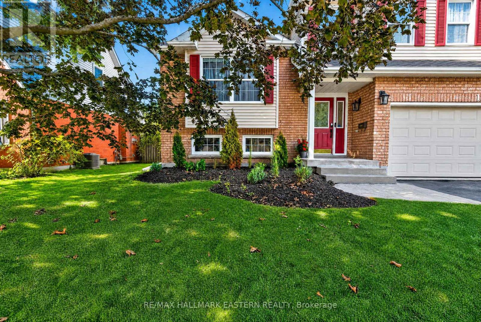 18 Hodgson Street, Port Hope, Ontario  L1A 4G7 - Photo 2 - X13710936